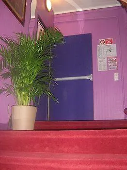 总站酒店 2*